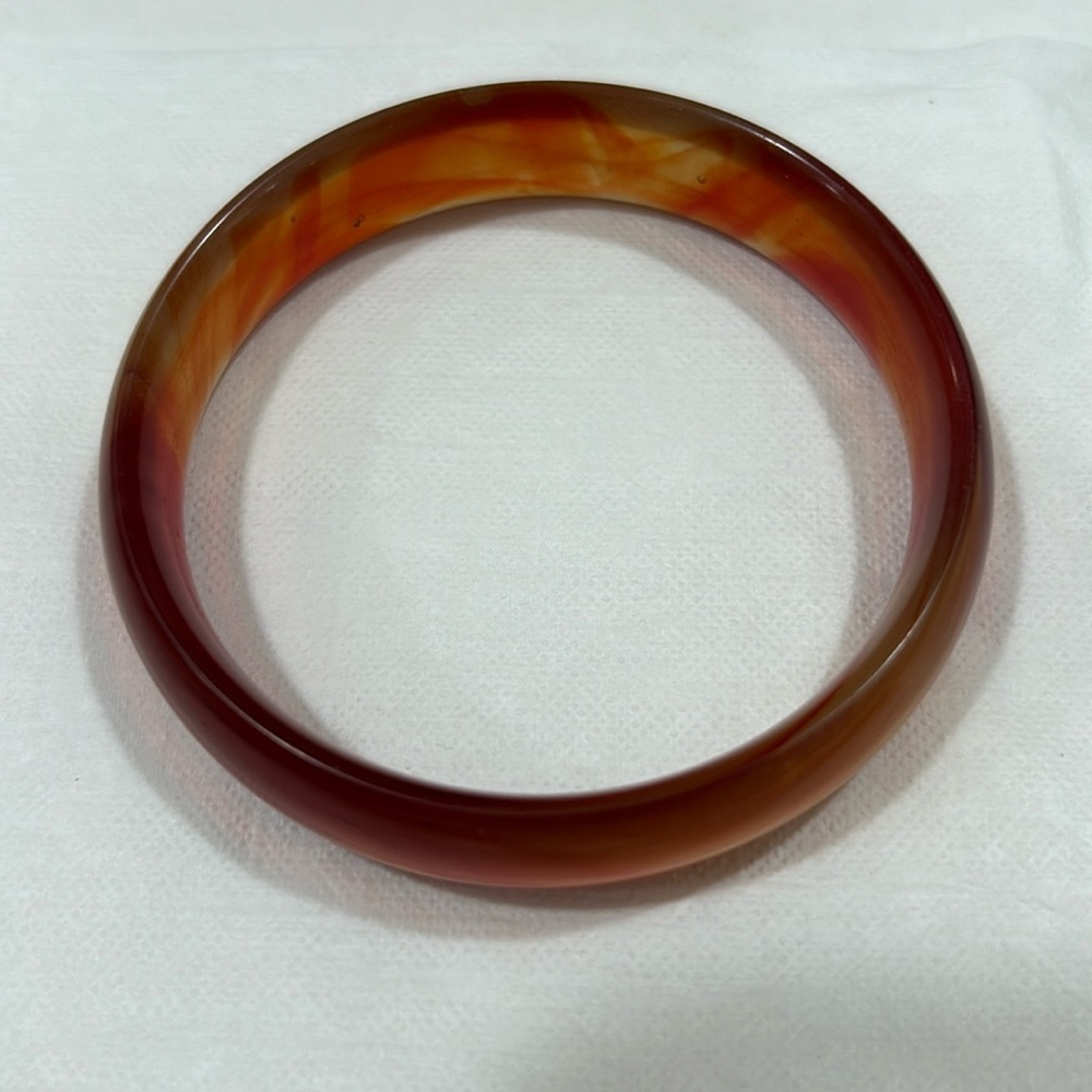 Carnelian Braslet new, size is approximately less 3 x 3 inches